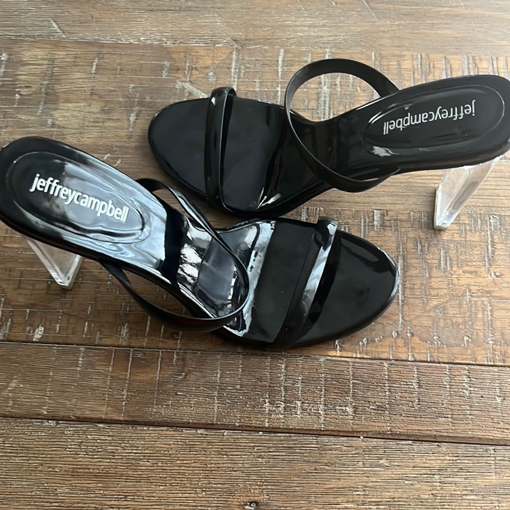 Jeffrey Campbell heals